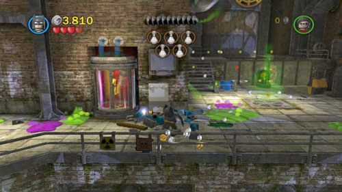 W tej misji będziesz działał na terenie fabryki - Przepis na katastrofę | Opis przejścia LEGO Batman 2 DC Super Heroes - LEGO Batman 2: DC Super Heroes - poradnik do gry