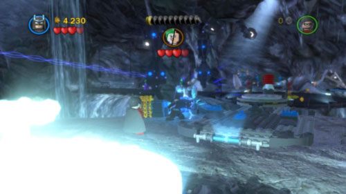 Biegnij cały czas w lewo, aż dotrzesz do drugiego gniazda (obrazek) - Nieproszeni goście | Opis przejścia LEGO Batman 2 DC Super Heroes - LEGO Batman 2: DC Super Heroes - poradnik do gry