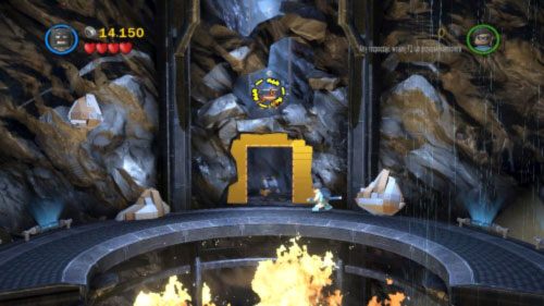 Po zakończeniu animacji użyj lasera Supermana, aby zrobić przejście w złotych drzwiach - Nieproszeni goście | Opis przejścia LEGO Batman 2 DC Super Heroes - LEGO Batman 2: DC Super Heroes - poradnik do gry