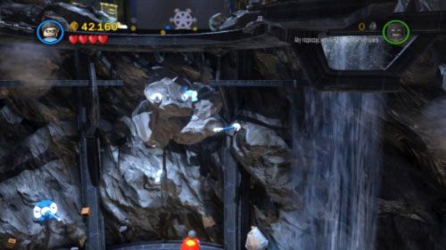 Tym razem skacz Robinem po drążkach (obrazek) - Nieproszeni goście | Opis przejścia LEGO Batman 2 DC Super Heroes - LEGO Batman 2: DC Super Heroes - poradnik do gry