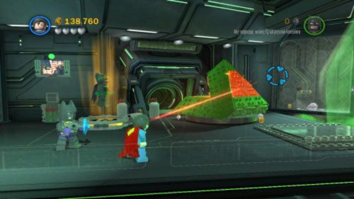 Przejdź w prawo i zniszcz Supermanem żółto-zieloną bryłę (obrazek) - Nowe technologie | Opis przejścia LEGO Batman 2 DC Super Heroes - LEGO Batman 2: DC Super Heroes - poradnik do gry