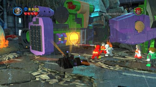 Przejdź w lewo i poskładaj Green Lanternem zielony klocki - Bohaterowie, do boju | Opis przejścia LEGO Batman 2 DC Super Heroes - LEGO Batman 2: DC Super Heroes - poradnik do gry