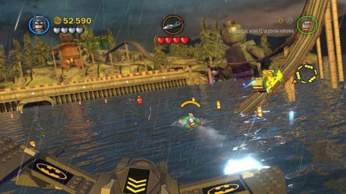 #07 - W trakcie pogonie za motorówką Jokera będziesz mijał tor kolejki górskiej - Współudział | Minizestawy LEGO Batman 2 DC Super Heroes - LEGO Batman 2: DC Super Heroes - poradnik do gry