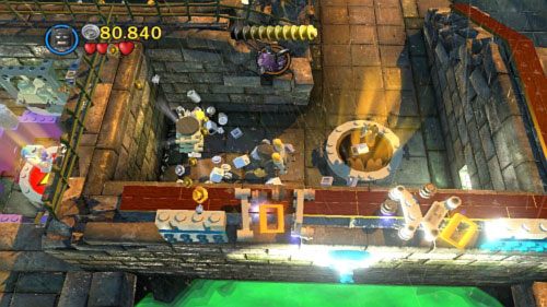 #03 - Zniszcz Batmanem lub Pingwinem srebrną figurę (tą, której zrzucasz kapelusz), a pojawi się mimizestaw - Awantura w Arkham | Minizestawy LEGO Batman 2 DC Super Heroes - LEGO Batman 2: DC Super Heroes - poradnik do gry