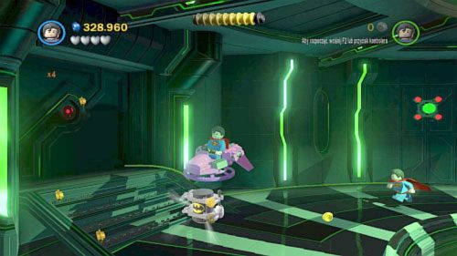 #08 - W tym samym tajnym pokoju zniszcz wszystkie przedmioty pod ścianą z prawej, zbuduj latający pojazd i poleć nim w lewo w okolice drzwi - Kierunek - Metropolis | Minizestawy LEGO Batman 2 DC Super Heroes - LEGO Batman 2: DC Super Heroes - poradnik do gry