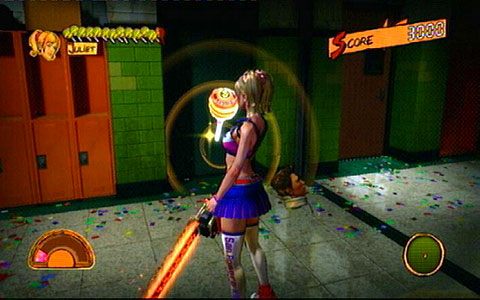 Na korytarzu znajdziesz leczącego lizaka oraz kilka złotych medali ukrytych w pobliskich szafkach - 1 - Highschool - zombie w szkole | Opis przejścia Lollipop Chainsaw - Lollipop Chainsaw - poradnik do gry