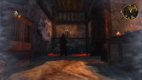 Naprzeciwko ostatnio rozszarpanego strażnika znajdziesz przejście do pomieszczenia, gdzie możesz zagryźć już ostatniego z ludzi Yohna, którzy kręcą się w tej okolicy - Bezpański pies (ZG) - Tunele Moles Town | Rozdział 7 - Mors Westford - Gra o tron - poradnik do gry