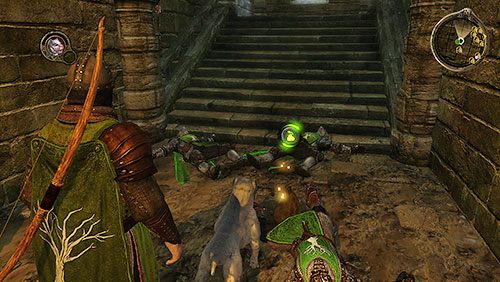 Jeśli ukończyłeś zadanie poboczne Robak w jabłku, strażnicy, których spotkasz w tym miejscu nie będą stanowili żadnego zagrożenia i Alester od razu ich zabije - Rozstaje (ZG) - Lochy Leśnej Warowni | Rozdział 10 - Alester Sarwyck - Gra o tron - poradnik do gry