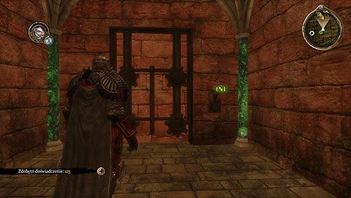 Po wyjściu z lochów znajdziesz się na sekretnej klatce schodowej prowadzącej na pierwsze piętro sali tronowej - Światło i cień (ZG) - Warownia Maegora, Czerwona Twierdza | Rozdział 14 - Mors i Alester - Gra o tron - poradnik do gry