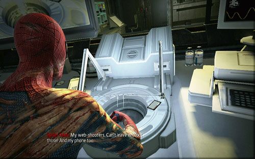 Z prawej strony znajdziesz swój telefon oraz urządzenie do strzelania pajęczyną - 10 - Spider-Man No More! - doktor Connors - Opis przejścia - Niesamowity Spider-Man - poradnik do gry