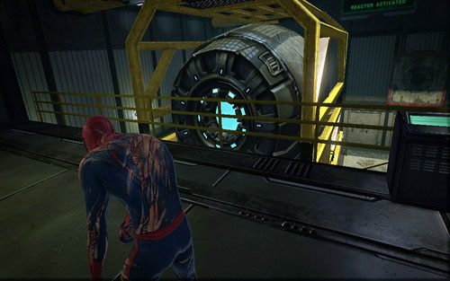 Dotrzesz w ten sposób do pomieszczenia z dużym reaktorem - 10 - Spider-Man No More! - reaktor - Opis przejścia - Niesamowity Spider-Man - poradnik do gry