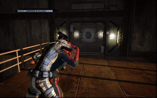 Po zdobyciu poszukiwanego tabletu, zabierz dziennikarkę na plecy i wróć do korytarza, z którego przeszedłeś - 03 - In the Shadow of Evils Past - Nagrania, Magazyny, Instrukcje - Znajdźki - Niesamowity Spider-Man - poradnik do gry