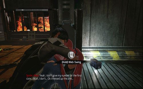 Stań naprzeciwko niego, a następnie przeskocz do drzwi z prawej - 03 - In the Shadow of Evils Past - Części technologii, Zdjęcia - Znajdźki - Niesamowity Spider-Man - poradnik do gry