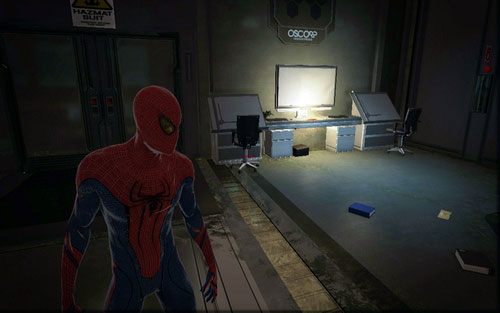 Zniszcz szybko maszyną, a następnie sprawdź stojące z prawej strony biurka - 06 - Smythe Strikes Back - Nagrania, Magazyny, Instrukcje - Znajdźki - Niesamowity Spider-Man - poradnik do gry