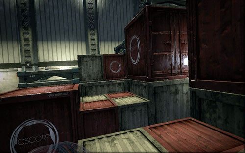 Prowadzi on do pomieszczenia z dużymi skrzyniami, po których musisz wskoczyć na górę - 10 - Spider-Man No More! - Instrukcje, Części technologii - Znajdźki - Niesamowity Spider-Man - poradnik do gry