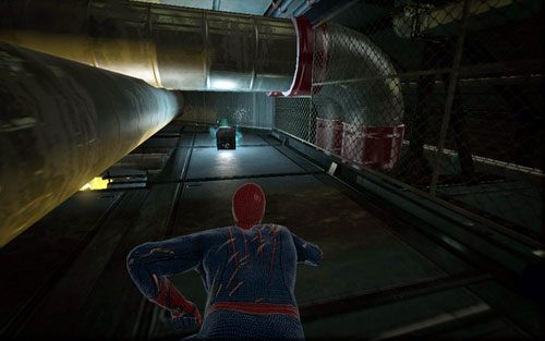 Wybierz na nim ścieżkę w lewo, żeby zdobyć kolejną skrzynkę - 10 - Spider-Man No More! - Instrukcje, Części technologii - Znajdźki - Niesamowity Spider-Man - poradnik do gry