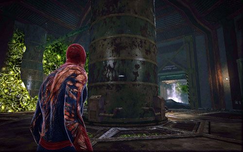 Jak naprawisz pompę, idź prosto, aż do pomieszczenia z dużym zbiornikiem stojącym po środku - Water Treatment Facility - Znajdźki - Niesamowity Spider-Man - poradnik do gry