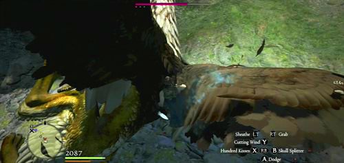 W bliskim kontakcie warto wspiąć się na grzbiet lwoorła i uderzać go w głowę - Griffin w Dragons Dogma | Bestiariusz - Dragons Dogma - poradnik do gry