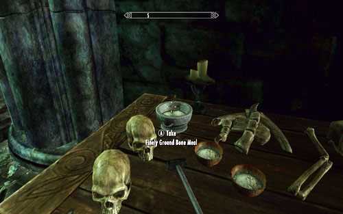 Finely Ground Bone Meal leży w srebrnej misce pod czaszką mamuta - Chasing Echoes | Ścieżka lorda wampirów | The Elder Scrolls V Skyrim Dawnguard - The Elder Scrolls V: Skyrim - Dawnguard - poradnik do gry