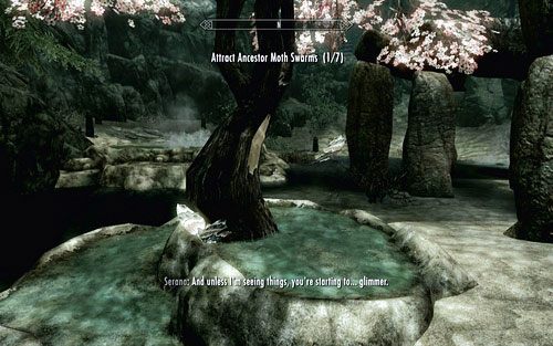 Kolejny znajdziesz przy drzewie na prawo od rzeźby - Scroll Scouting | Ścieżka Dawnguarda | The Elder Scrolls V Skyrim Dawnguard - The Elder Scrolls V: Skyrim - Dawnguard - poradnik do gry