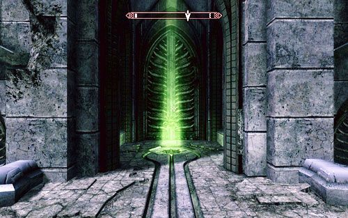 Na górze za posągiem znajdziesz podest, gdzie musisz wylać zebrany płyn - Touching The Sky (2) | Ścieżka Dawnguarda | The Elder Scrolls V Skyrim Dawnguard - The Elder Scrolls V: Skyrim - Dawnguard - poradnik do gry