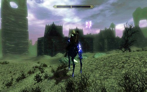 Po lewej stronie będziesz mijał budynek z unoszącym się nad nim kryształem - Impatience of a Saint | Wspólne zadania poboczne | TES V Skyrim Dawnguard - The Elder Scrolls V: Skyrim - Dawnguard - poradnik do gry