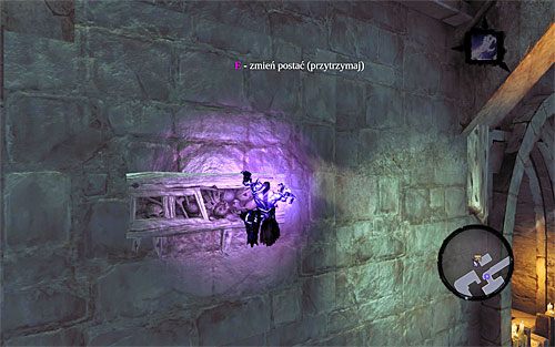 Dokonaj zamiany na drugą połówkę duszy i ponownie wyślij ją w lewo, używając Uchwytu Śmierci do złapania się zaczepu - Przeszukaj Miasto Umarłych - górne poziomy (1) | Miasto Umarłych | Darksiders 2 - Darksiders 2 - poradnik do gry