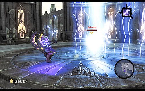 W trakcie tej bitwy będziesz musiał stawić czoła nowej odmianie przeciwnika, a mianowicie sykofantowi (początkowo będzie to pojedynczy osobnik) - Odszukaj skrybę - północna część cytadeli (1) | Skaza herezji | Darksiders 2 - Darksiders 2 - poradnik do gry