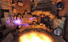 3) Wykonaj pionowy bieg po ścianie i odbij się, używając w locie Uchwytu Śmierci do złapania się lewego zaczepu - Szrama - początkowa i centralna część lochu | DODATKOWE LOKACJE - Darksiders 2 - poradnik do gry