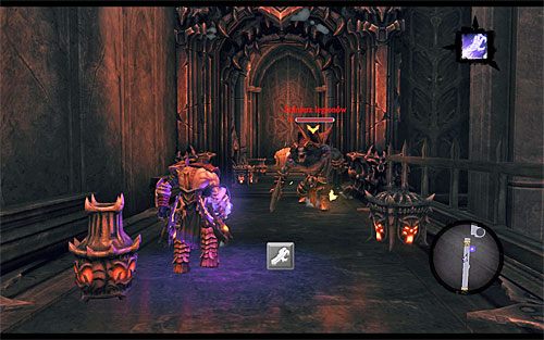 Po złapaniu się pierwszej krawędzi przesuń się w lewo i zacznij opuszczać, tak by wylądować w najniżej położonym korytarzu - Znajdź Samaela - wschodnia część Czarnej Skały | Władca Czarnej Skały - Darksiders 2 - poradnik do gry