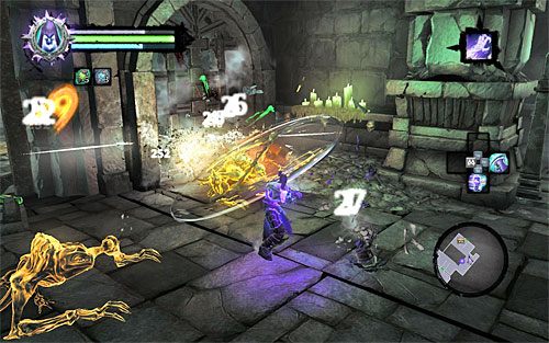 Po znalezieniu się w kolejnej sali skieruj się w prawo i przygotuj do stoczenia pierwszej bitwy - Pomów z Sędzią | Sędzia | Darksiders 2 - Darksiders 2 - poradnik do gry