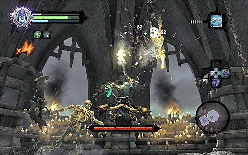 Jak można się łatwo domyślić kluczem do wygrania tej bitwy jest jak najszybsze pozbycie się Strażnika Kości, tak by powstrzymać proces przyzywania przez niego szkieletów - Boss 11 - Strażnik Kości | Sędzia | Darksiders 2 - Darksiders 2 - poradnik do gry