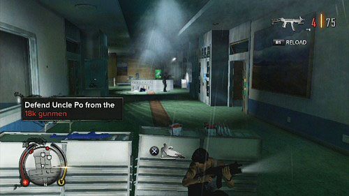 Jak skończysz, wróć do swego kompana, a następnie razem chrońcie pokoju, w którym przebywa Uncle Po - Intensive Care | Opis przejścia Sleeping Dogs - Sleeping Dogs - poradnik do gry