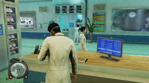 Tak ubrany będziesz mógł wejść do budynku, a następnie sprawdzić komputer w recepcji - Serial Killer Lead 2 | Zadania policyjne w Sleeping Dogs - Sleeping Dogs - poradnik do gry