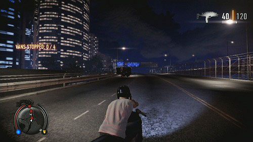 Po krótkiej rozmowie z członkiem gangu wsiądź na stojący niedaleko motocykl i pojedź we wskazane miejsce - Central | Zadania poboczne w Sleeping Dogs - Sleeping Dogs - poradnik do gry