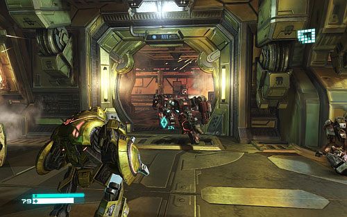 Po monologu Megatrona podejdź do komputera z prawej i wyjmij z niego baterię - Rozdział 1 - The Exodus | Opis przejścia | Transformers Upadek Cybertronu - Transformers: Upadek Cybertronu - poradnik do gry