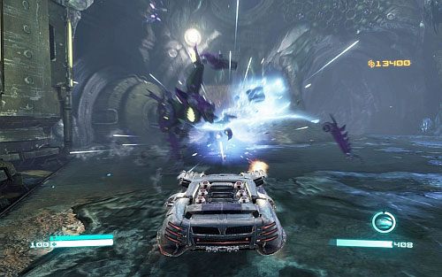 Kiedy dotrzesz do sali z mechanicznymi insektami, zacznij z nimi walczyć - Rozdział 5 - Cut and Run | Opis przejścia | Transformers Upadek Cybertronu - Transformers: Upadek Cybertronu - poradnik do gry