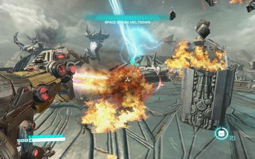 Kiedy dotrzesz do Shockwavea poczekaj na odpowiedni komunikat, po czym wciśnij klawisz E, aby się uwolnić, a potem uczyń to ponownie, żeby rozprawić się z wrogiem - Rozdział 12 - Grimlock Smash | Opis przejścia | Transformers Upadek Cybertronu - Transformers: Upadek Cybertronu - poradnik do gry