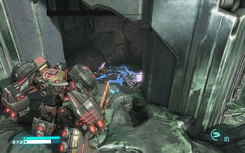 Po walce z insektami skorzystaj z pomocy kompana, aby wejść na górę - Audio Logs - rozdziały 7-12 | Audio Logs | Transformers Upadek Cybertronu - Transformers: Upadek Cybertronu - poradnik do gry