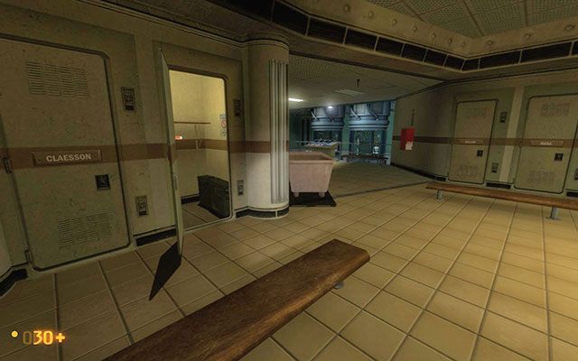 W otwartym schowku znajdziesz dwie race, uważaj także na dwa potwory czyhające w pomieszczeniu - Unforeseen Consequences - W drodze po łom | Unforeseen Consequences - Black Mesa - poradnik do gry