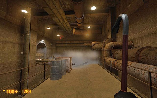 Nim udasz się dalej rozejrzyj się po miejscówce - szczególną uwagę zwróć na skrzynie, starając się zniszczyć je wszystkie, gdyż w środku możesz znaleźć amunicję lub apteczki - Unforeseen Consequences - Windą w dół | Unforeseen Consequences - Black Mesa - poradnik do gry