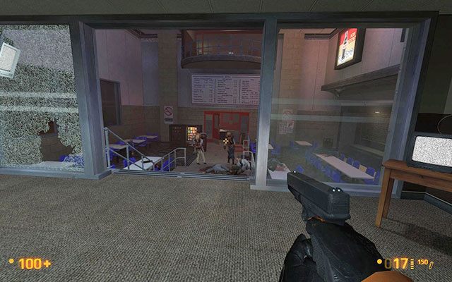 Dotrzesz do kawiarni, gdzie zostaniesz przywitany przez sporą liczbę zombie - Office Complex - Kompletując drużynę | Office Complex | Black Mesa - Black Mesa - poradnik do gry