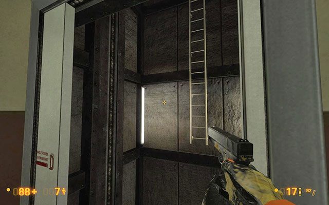 Na końcu korytarza znajduje się szyb windy - Office Complex - Kompletując drużynę | Office Complex | Black Mesa - Black Mesa - poradnik do gry