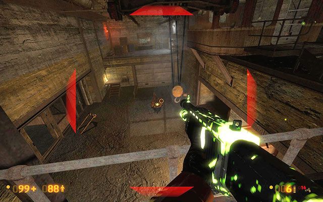 Znajdziesz się w pomieszczeniu, na dole którego łazi Bullsquid, uważając na ślinę stwora pozbądź się go - Blast Pit - Zielono mi | Blast Pit | Black Mesa - Black Mesa - poradnik do gry