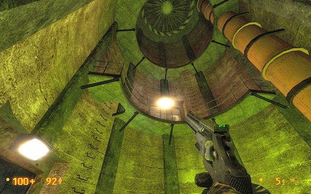 Na końcu trasy zobaczysz drzwi oznaczone numerem 1, wciśnij znajdujący się obok przycisk aby je otworzyć i wejdź do kolejnego pomieszczenia - Power Up - Generując prąd | Power Up | Black Mesa - Black Mesa - poradnik do gry