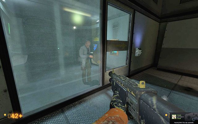 Po oczyszczeniu pomieszczenia wejdź do szklanej komory, w której przebywa ocalały naukowiec i wysłuchaj go - Apprehension - W drodze na powierzchnię | Apprehension | Black Mesa - Black Mesa - poradnik do gry