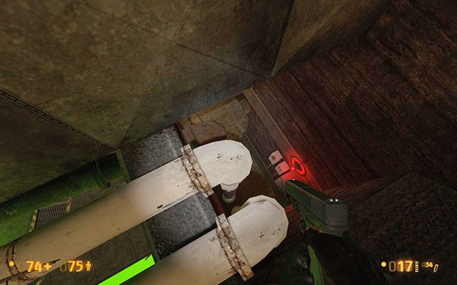 Po przejściu na drugą stronę będziesz otoczony przez mniejsze rury i nijak nie będziesz mógł ich przeskoczyć - Residue Processing - Radioaktywnie | Residue Processing | Black Mesa - Black Mesa - poradnik do gry