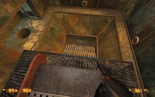 Pokonawszy kolejny tunel zobaczysz sporej wielkości dziurę w podłodze oraz ogromną kruszarkę - Residue Processing - Po taśmach | Residue Processing | Black Mesa - Black Mesa - poradnik do gry