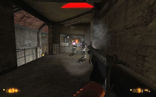 Pozbywszy się zagrożenia, obróć się w kierunku tunelu i z bezpiecznej odległości zabij żołnierza przy stacjonarnym karabinie maszynowym - Questionable Ethics - Laserem na zewnątrz | Questionable Ethics | Black Mesa - Black Mesa - poradnik do gry