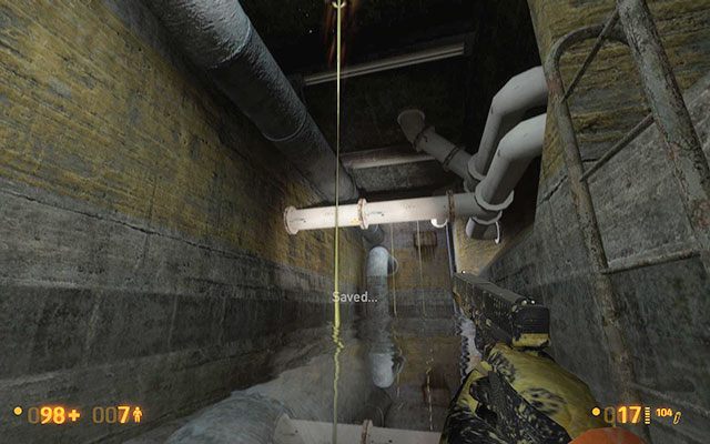 Wynurz się na powierzchnię i wyjdź po drabince na górę - Forget About Freeman - W kanałach | Forget About Freeman | Black Mesa - Black Mesa - poradnik do gry